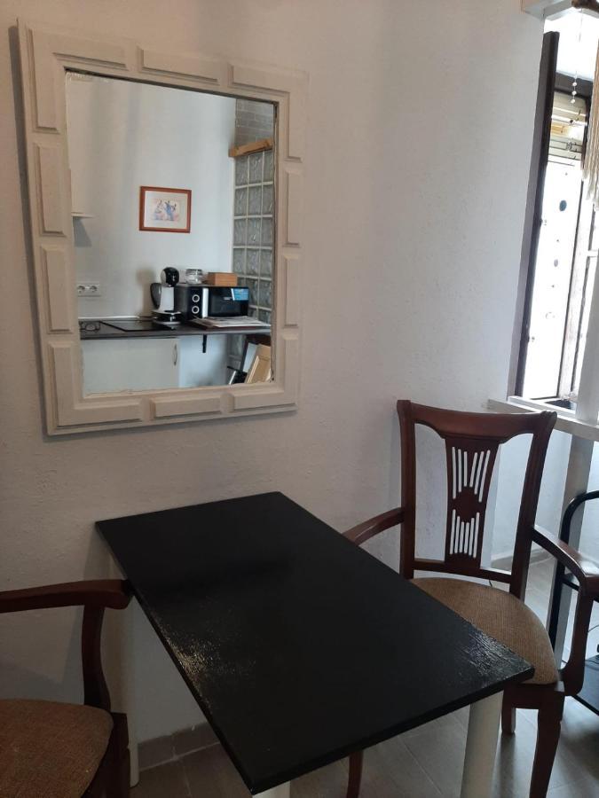 Estudio Del Zaguan Villa เวเฮร์ เด ลา ฟรอนเตรา ภายนอก รูปภาพ