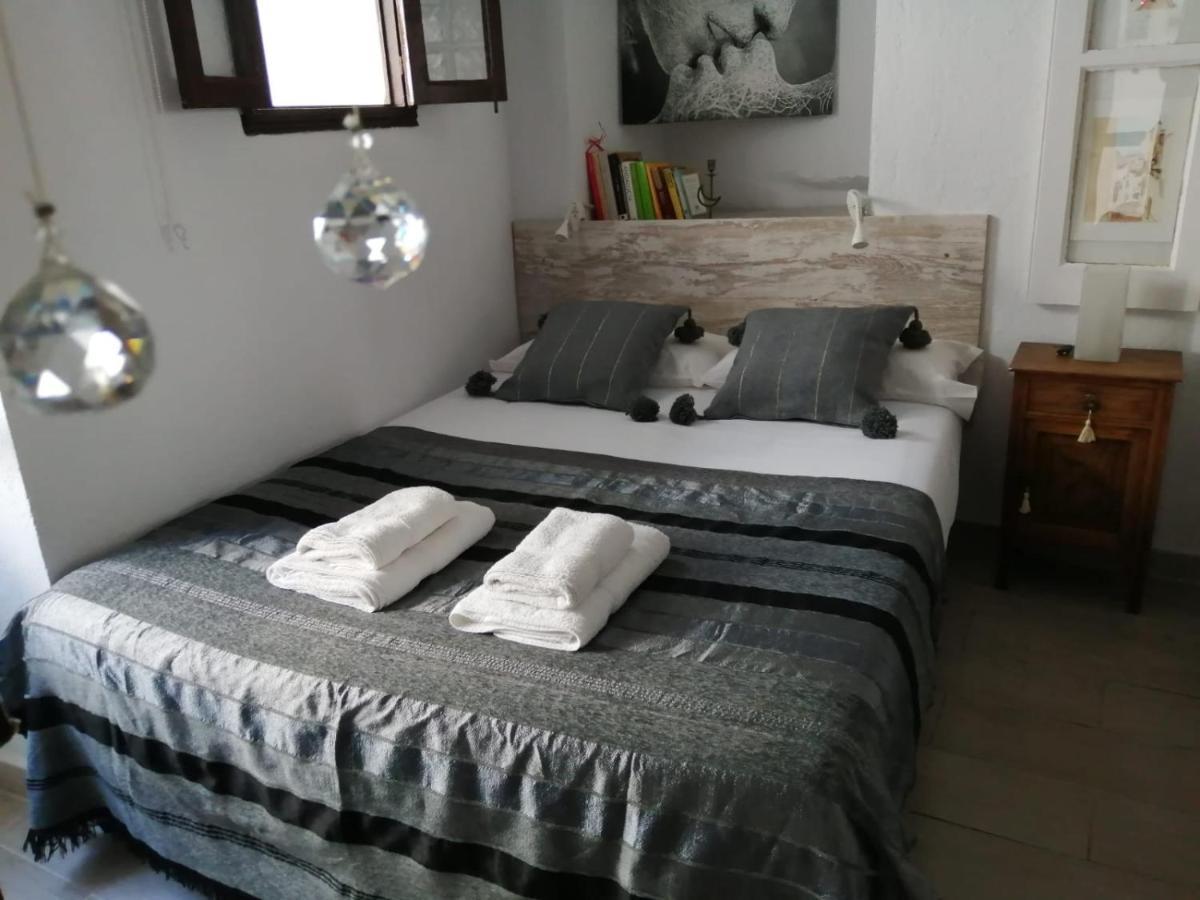 Estudio Del Zaguan Villa เวเฮร์ เด ลา ฟรอนเตรา ภายนอก รูปภาพ